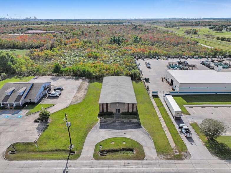 More Photos Of 5959 9th Ave, Port Arthur Specialty For Sale