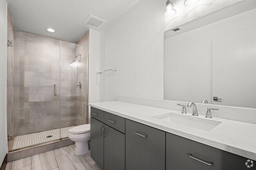 More Photos Of 1403 Corinth Rd, Dallas Apartments For Sale