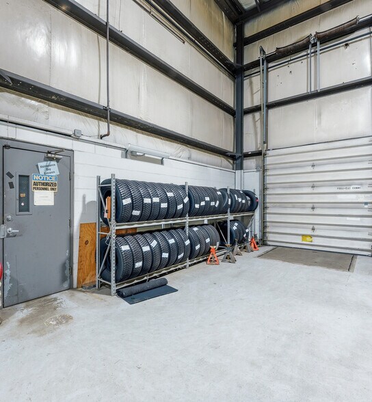 More Photos Of 3301 Bruening Ave SW, Canton Warehouse For Lease