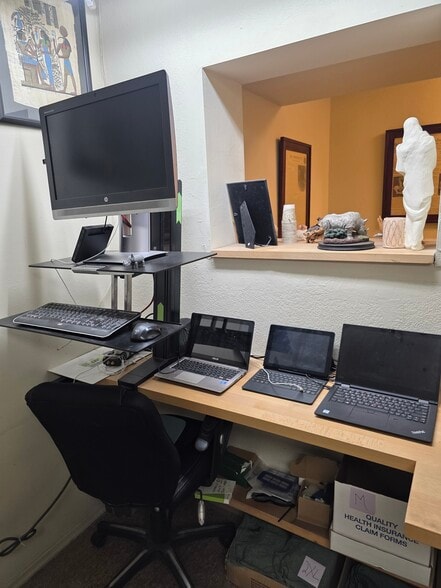 More Photos Of 37234 N Cave Creek Rd, Cave Creek Office For Sale