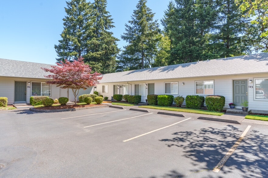 More Photos Of 133-143 Friendship Ave SE, Salem Apartments For Sale