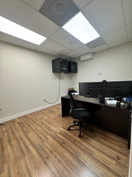 More Photos Of 13202 NW 107th Ave, Hialeah Gardens Warehouse For Sale