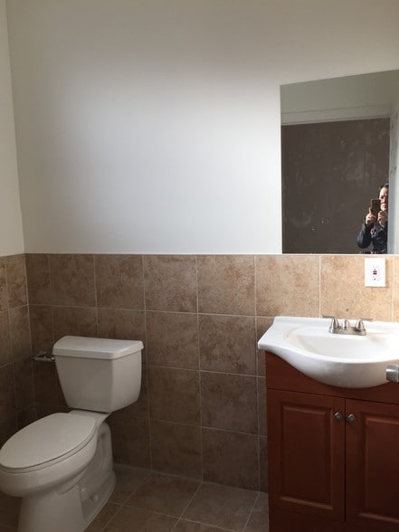 More Photos Of 1746 Pitkin Ave, Brooklyn Storefront Retail Office For Lease