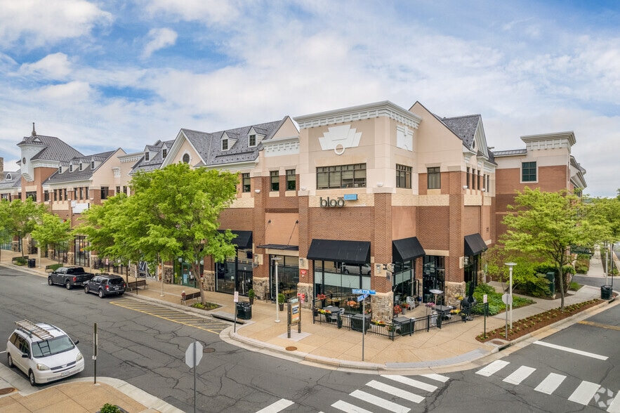 More Photos Of 42385-42395 Ryan Rd, Brambleton Unknown For Lease