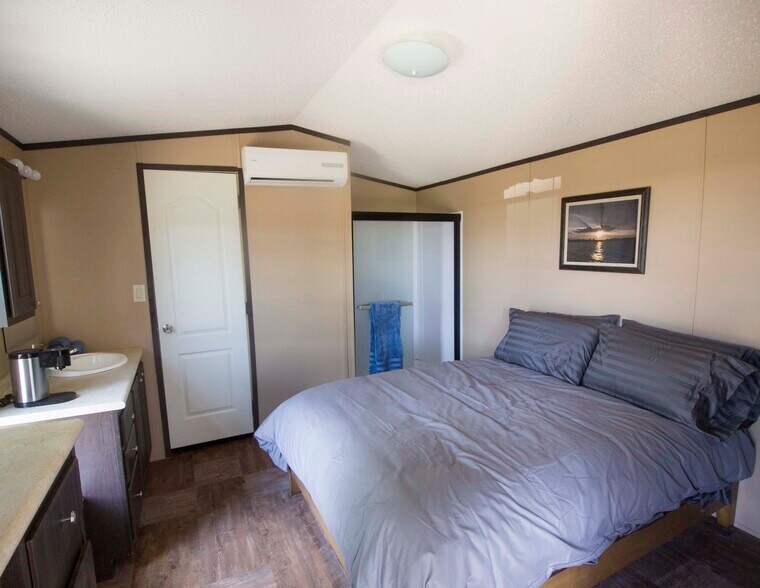 More Photos Of 4250 TX-154, Yantis Hotel For Sale