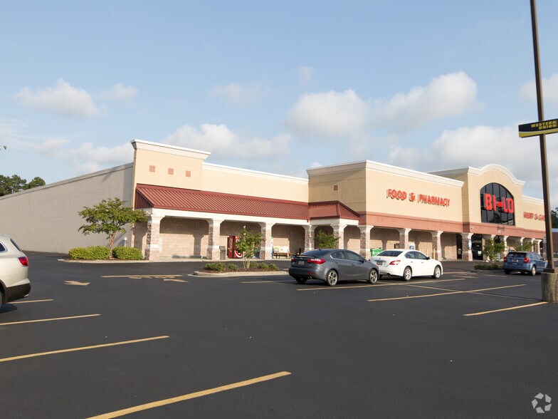 More Photos Of 5020 Dick Pond Rd, Myrtle Beach Supermarket For Lease