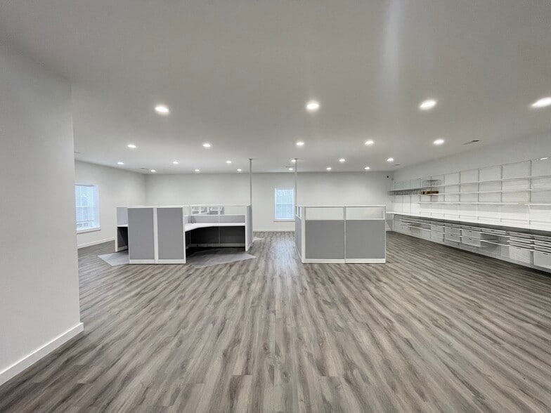 More Photos Of 55 Linker Mountain Rd, Dover Light Manufacturing For Sale