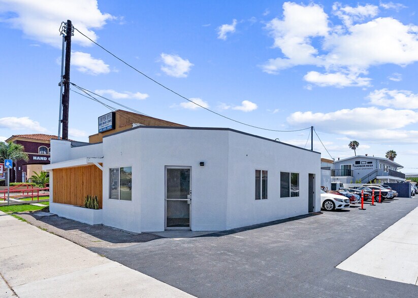 More Photos Of 2027-29 Harbor Blvd, Costa Mesa Apartments For Sale