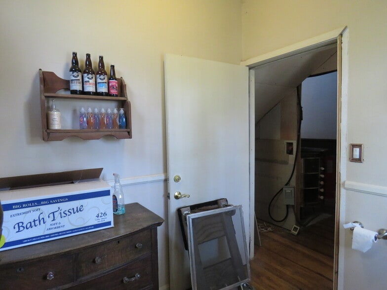 More Photos Of 23382 Crest Forest Dr, Crestline Freestanding For Sale