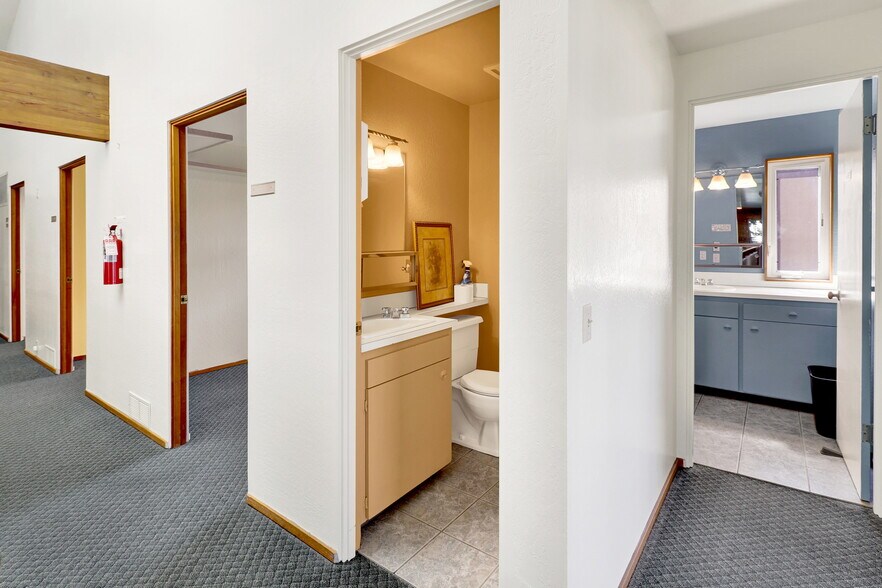 More Photos Of 1100 11th St, Bellingham General Retail For Lease