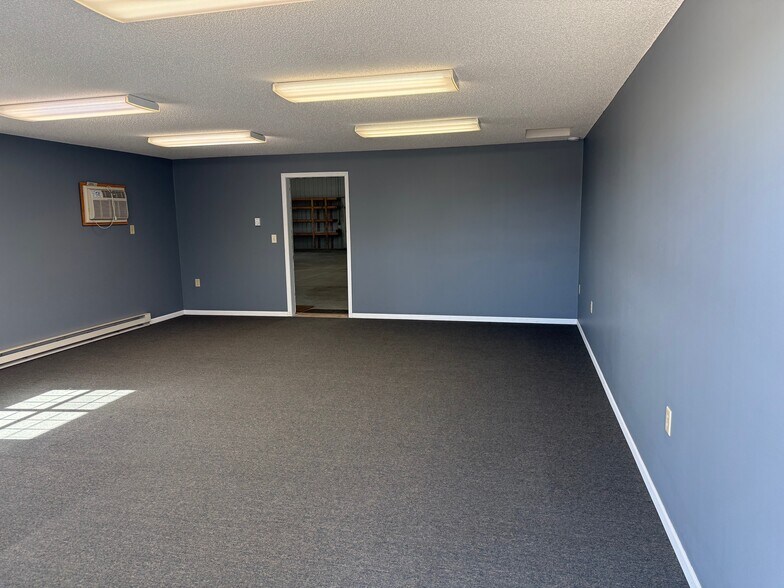 More Photos Of 30659 Pearl Dr, Saint Joseph Warehouse For Lease