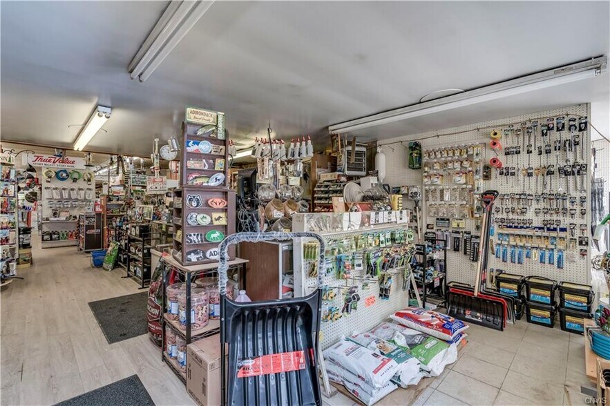 More Photos Of 4190 State Highway 3, Star Lake Freestanding For Sale