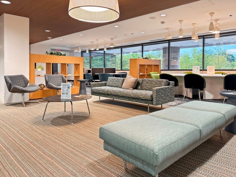 More Photos Of 6701 Democracy Blvd, Bethesda Coworking Space