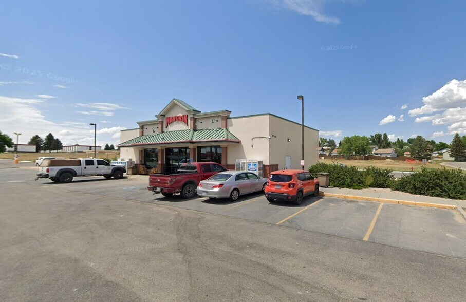 Primary Photo Of 1108 Yellowstone Hwy, Douglas Freestanding For Sale