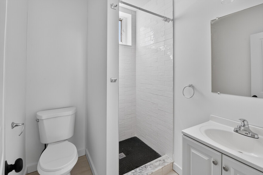 More Photos Of 522 Elm St, New Haven Apartments For Sale