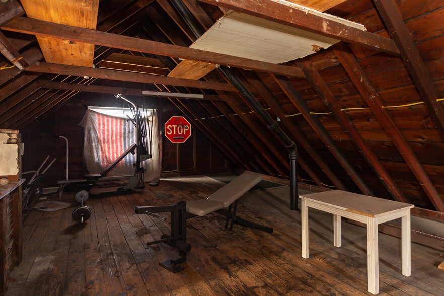 More Photos Of 6001 State Rd, Parma Restaurant For Sale