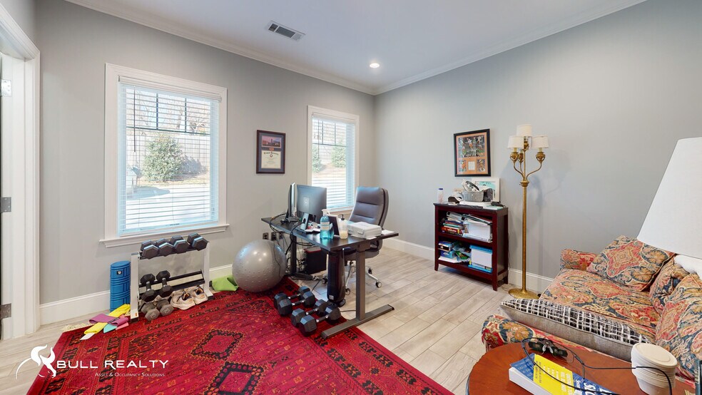 More Photos Of 219 W Boggs St, Lexington Office For Sale
