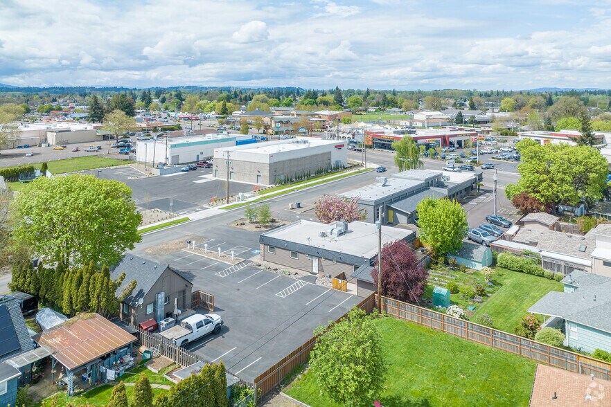 More Photos Of 1209-1215 Shortridge St SE, Albany Office Residential For Sale