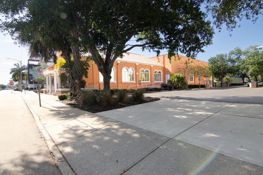 More Photos Of 757 Arlington Ave N, Saint Petersburg Office For Sale