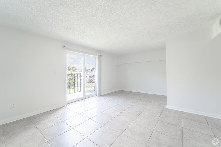 More Photos Of 311-357 Gulfstream Rd, Dania Apartments For Sale
