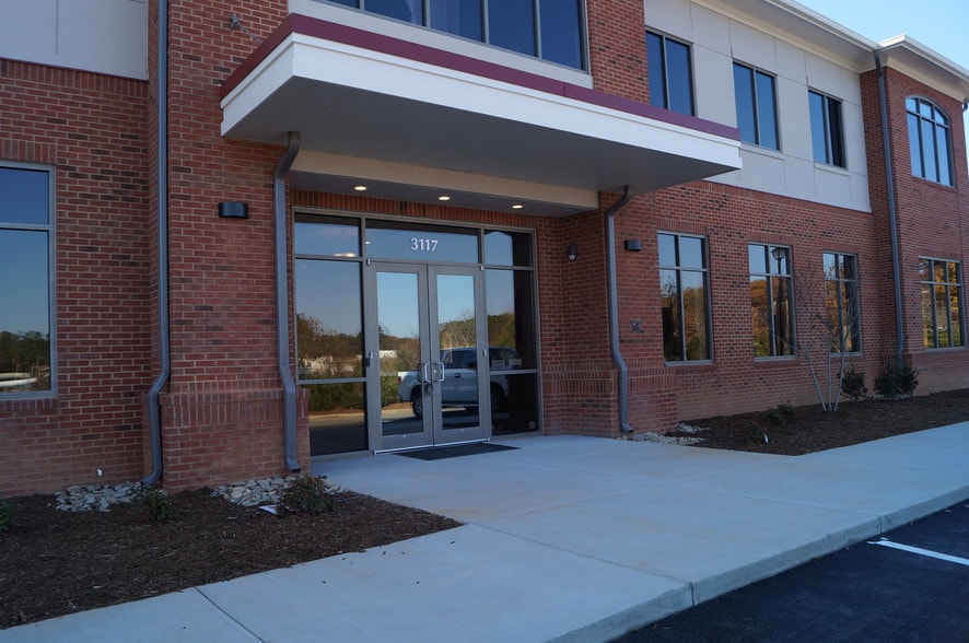 More Photos Of 3117 Rogers Rd, Wake Forest Office For Sale