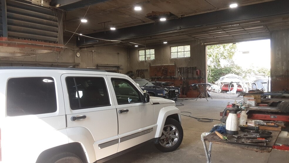 More Photos Of 431 E 1st Ave, Roselle Auto Repair For Sale