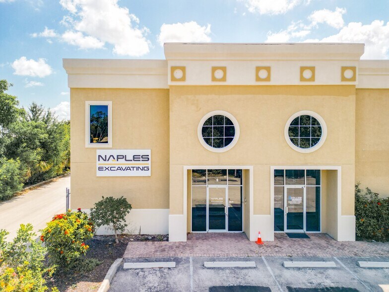 More Photos Of 5780 Taylor Rd, Naples Showroom For Sale