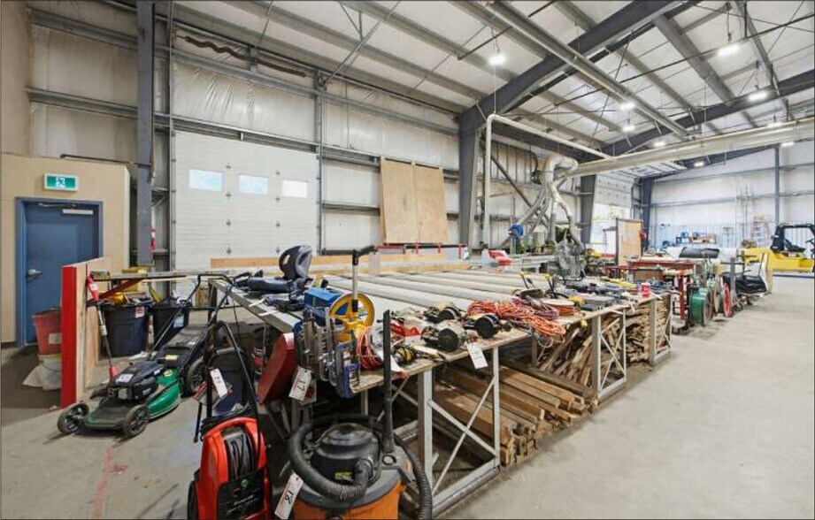 More Photos Of 13176 Lilley Dr, Maple Ridge Warehouse For Sale