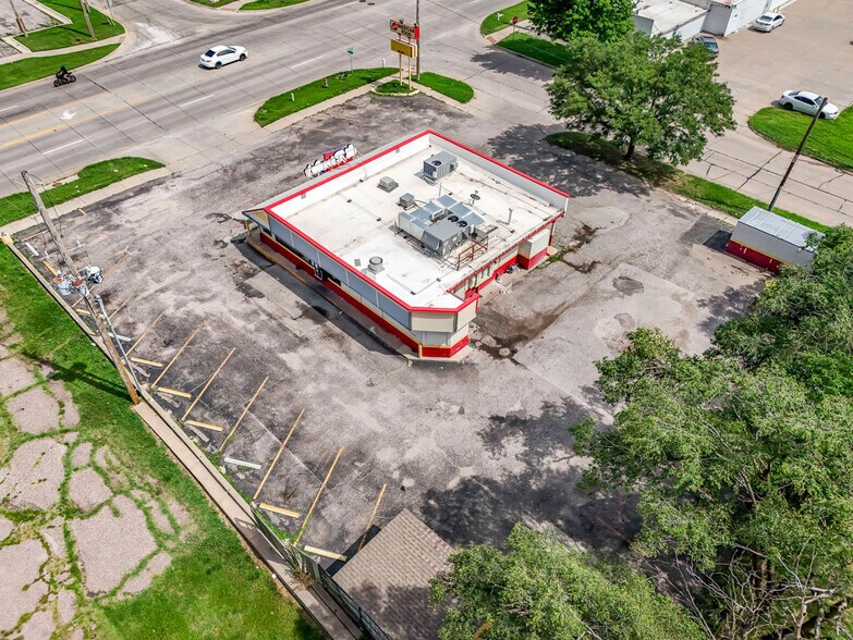 More Photos Of 503 N West St, Wichita Fast Food For Sale