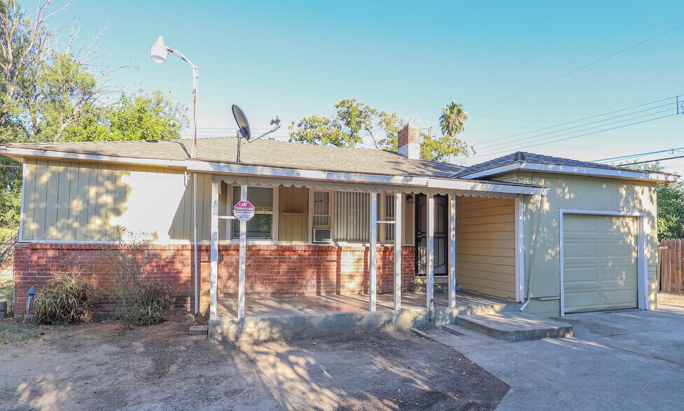 More Photos Of 2652 21st Ave, Sacramento Apartments For Sale