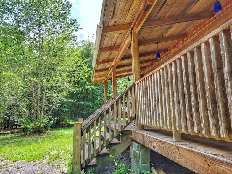 More Photos Of 9545 178th St, Mc Alpin Specialty For Sale