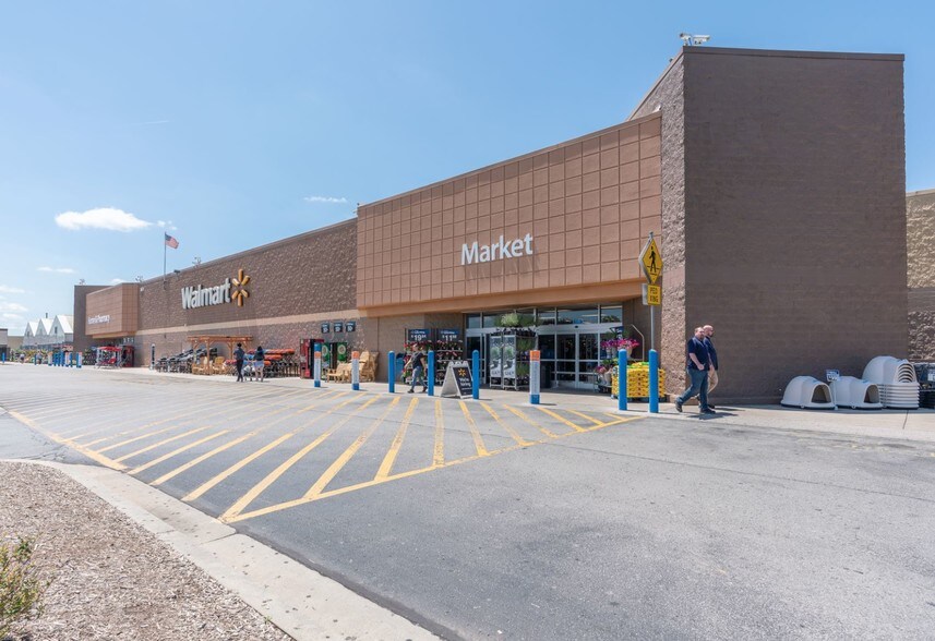 More Photos Of 2675 Decherd Blvd, Winchester Unknown For Lease