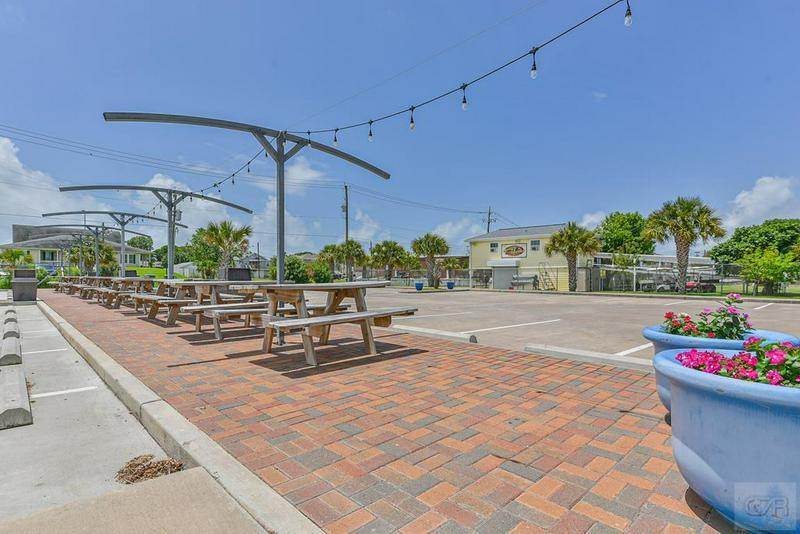 More Photos Of 5717 Stewart Rd, Galveston Restaurant For Sale