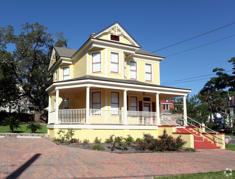 More Photos Of 921 N Palafox St, Pensacola Office For Sale