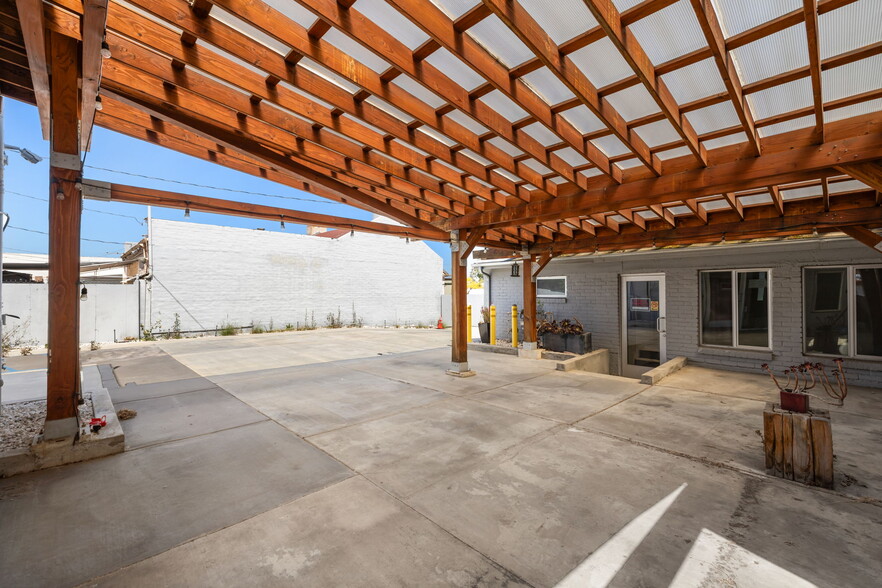More Photos Of 2880-2880 1/2 W Valley Blvd, Alhambra Office Residential For Sale