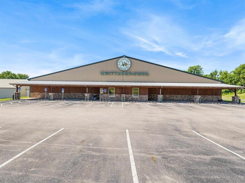 More Photos Of 6976 W Louisville Ln, Owensboro Light Manufacturing For Sale