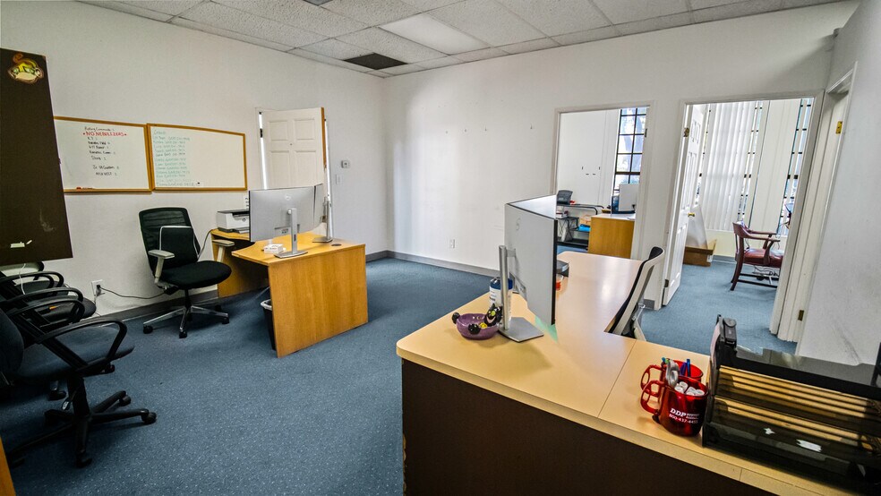 More Photos Of 800 E Wardlow Rd, Long Beach Loft Creative Space For Lease