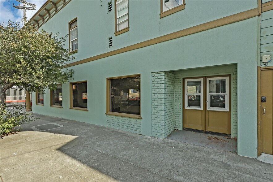 More Photos Of 1300 Church St, San Francisco Apartments For Sale