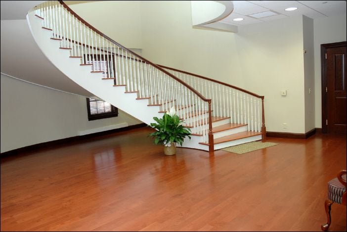 More Photos Of 23 Royal Rd, Flemington Office For Lease