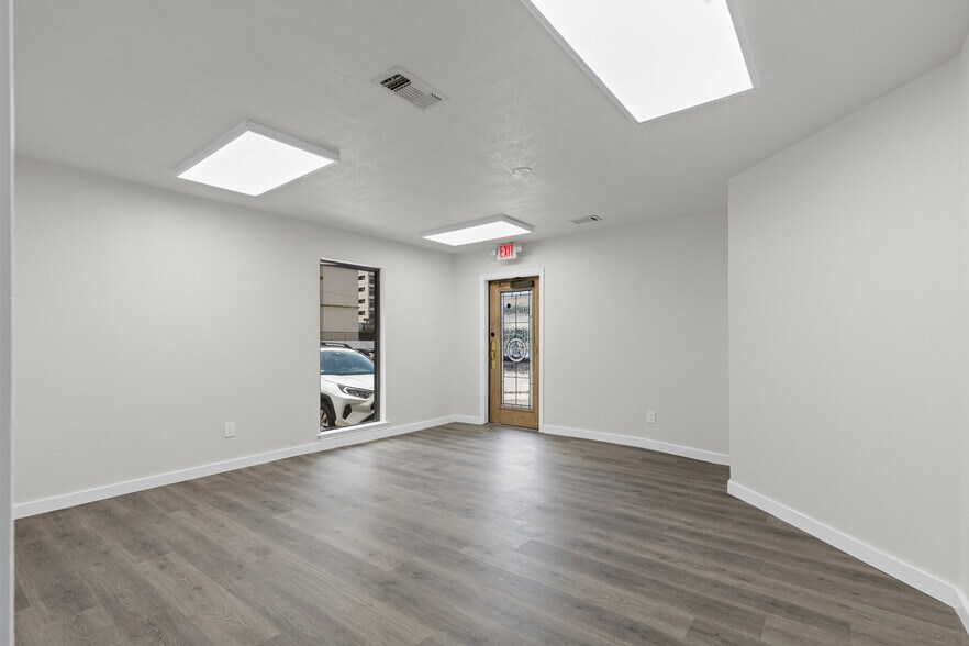 More Photos Of 601 Omega Dr, Arlington Medical For Lease