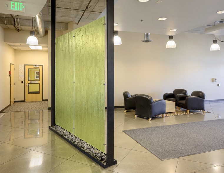 More Photos Of 32001 32nd Ave S, Federal Way Office For Lease