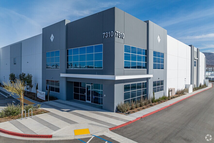 More Photos Of 7310 Otay Crossing Ct, San Diego Warehouse For Sale