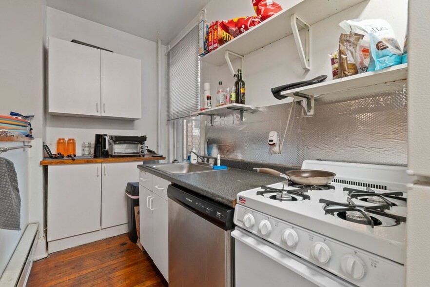 More Photos Of 2841 N Calvert St, Baltimore Apartments For Sale
