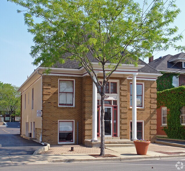 Primary Photo Of , Wheaton General Retail For Sale