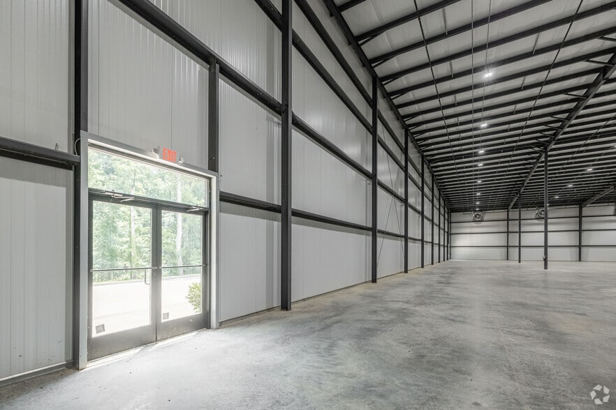 More Photos Of 2139 Logistics Way, Murfreesboro Unknown For Lease
