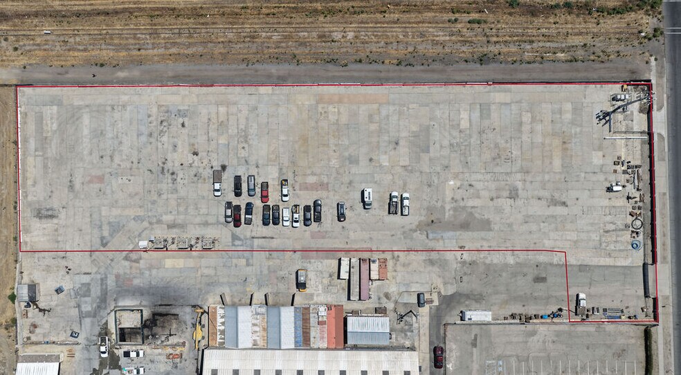 Primary Photo Of 170 E Oakland Ave, Hemet Land For Lease