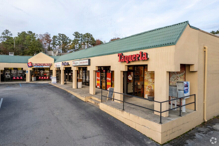More Photos Of 3133 Lorna Rd, Birmingham General Retail For Lease