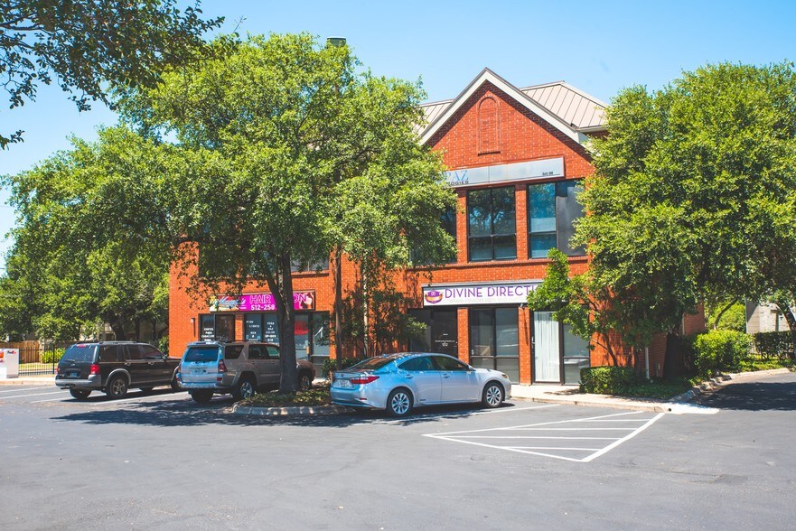 More Photos Of 13091 Pond Springs Rd, Austin Unknown For Lease