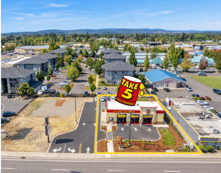 More Photos Of 3271 Lancaster Dr NE, Salem Auto Repair For Sale