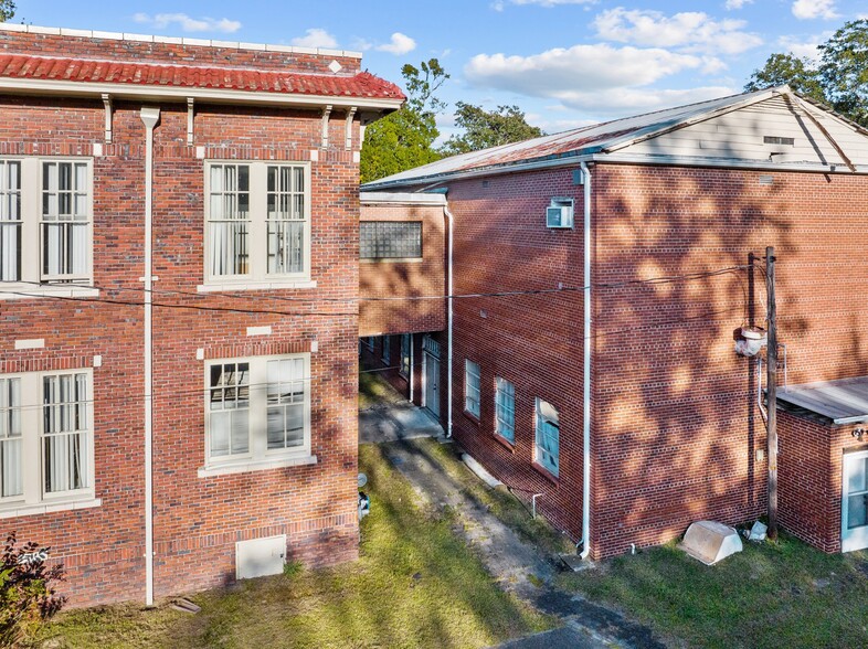 More Photos Of 1217 N Pasteur St, New Bern Specialty For Sale